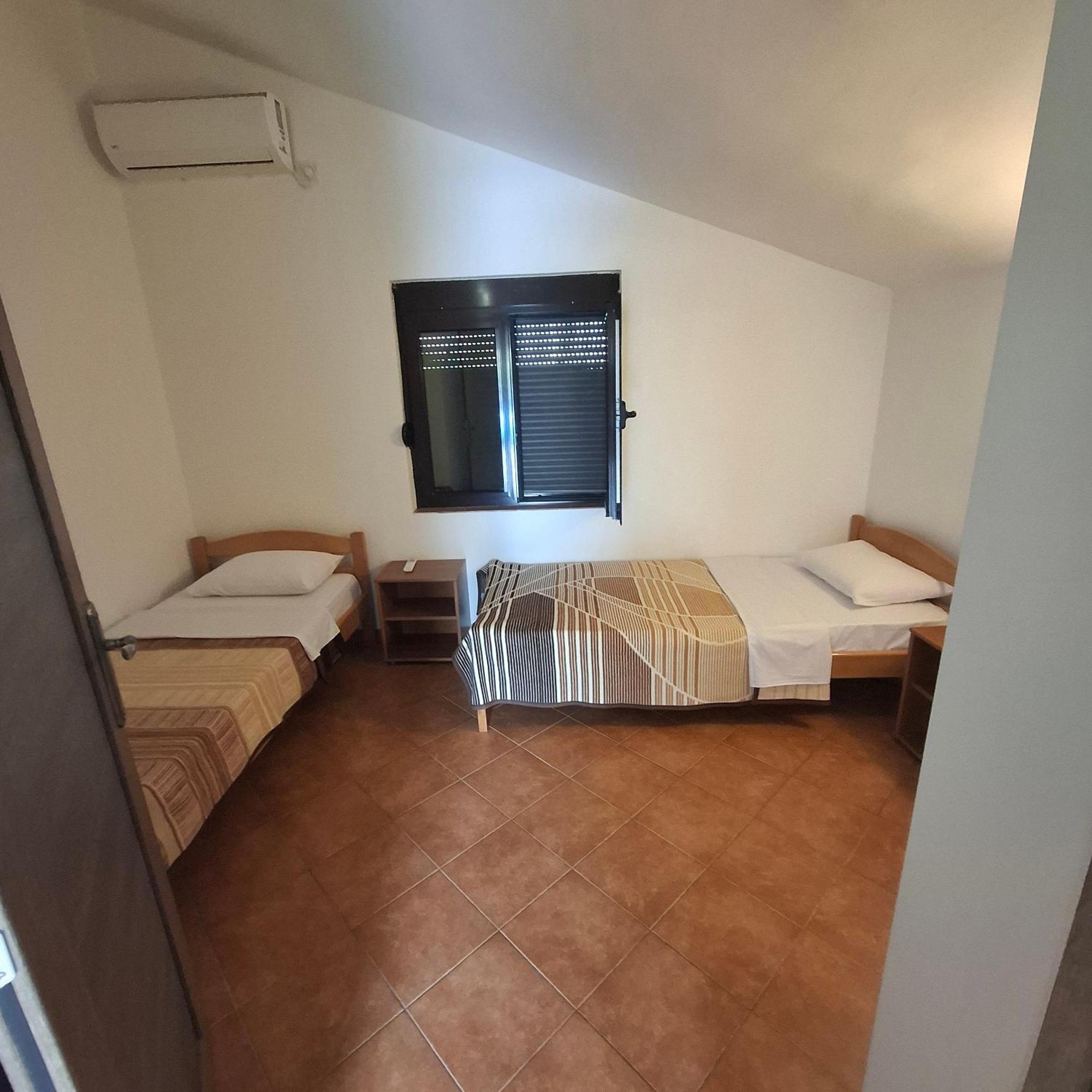 Apartments Ponta Kotor Rom bilde